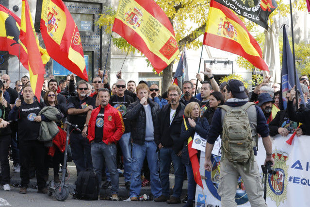 Manifestación en la Puerta del Sol de Madrid para reivindicar una equiparación salarial entre las Fuerzas y Cuerpos de Seguridad del Estado.