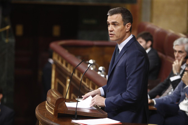 El presidente del Gobierno en funciones, Pedro Sánchez, ofrece su discurso durante el debate previo a la segunda votación para la investidura del candidato socialista a la Presidencia del Gobierno.