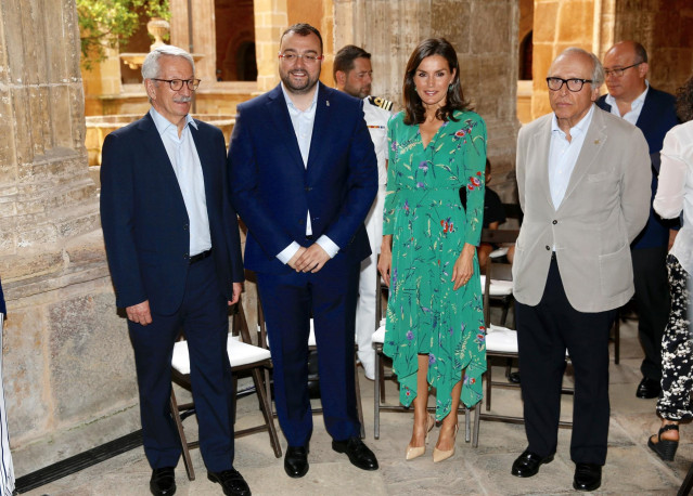 La Reina Letizia en Oviedo, dónde asistió a la Lección Magistral ofrecida por Aarón Zapico dentro de los Cursos de Verano de la Escuela de Música de la Fundación Princesa.