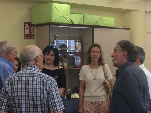Pepu Hernández visita el Centro de mayores Tierno Galván y comenta sobre el recurso que quieren plantear en el Pleno contra la sentencia del Tribunal de Cuentas.