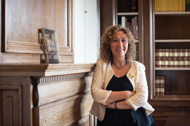 La consejera de Justicia de la Generalitat, Ester Capella, posa durante su entrevista con Europa Press.