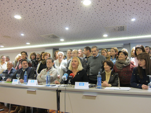 Representantes de la Asociación de Víctimas del Terrorismo en una rueda de prensa, en una imagen de archivo.