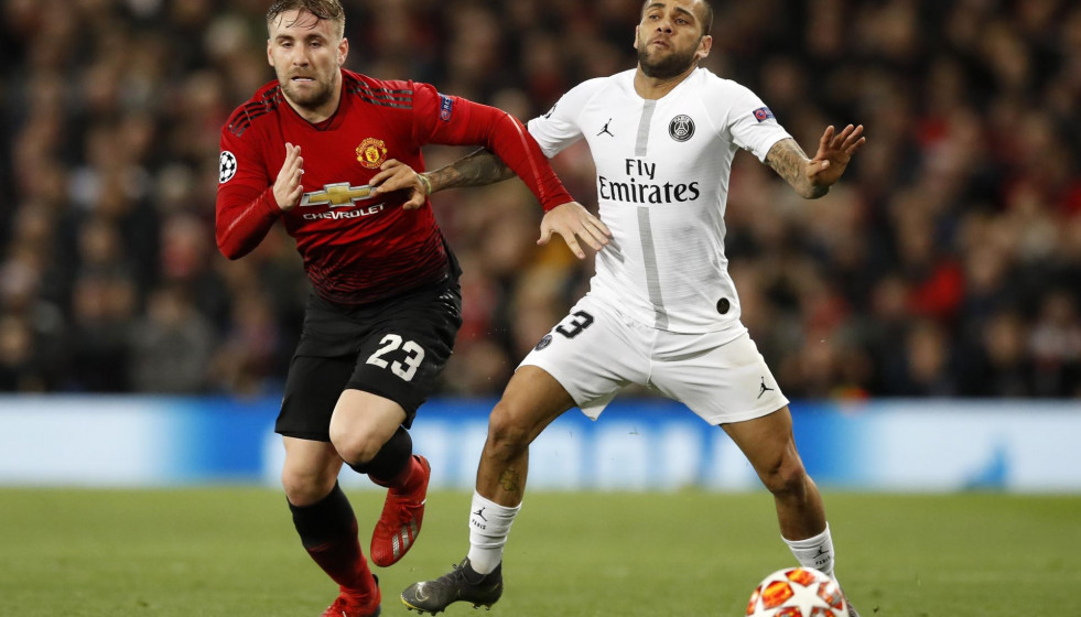 Dani Alves en el PSG