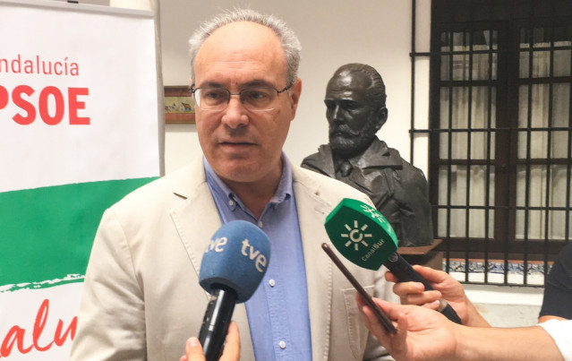 El parlamentario del PSOE-A Juan Pablo Durán