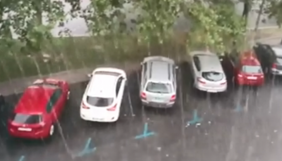 Intensa lluvia de granizo en Madrid