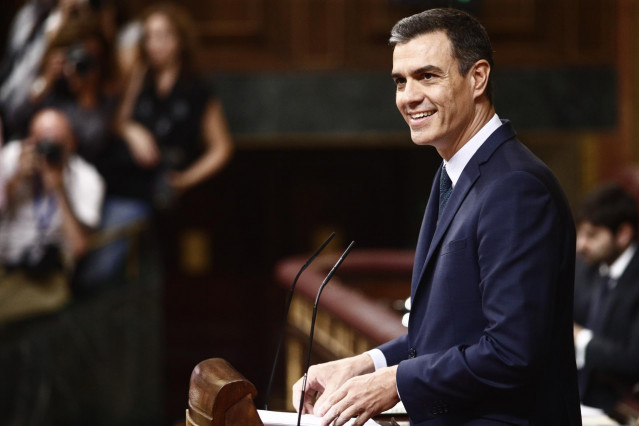 El presidente del Gobierno en funciones,  Pedro Sánchez, ofrece su discurso durante el debate previo a la segunda votación para la investidura del candidato socialista a la Presidencia del Gobierno.