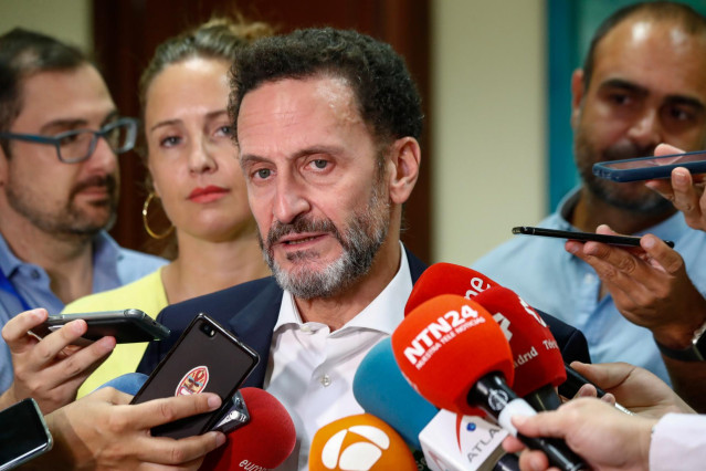 Los portavoces adjuntos de Ciudadanos, Edmundo Bal y Melisa Rodríguez, ofrecen declaraciones a los medios de comunicación en el Congreso de los Diputados tras registrar dos proposiciones de ley