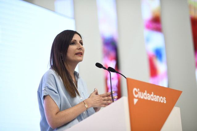 La portavoz nacional de Ciudadanos, Lorena Roldán, en rueda de prensa tras una reunión del Comité Permanente de su partido.