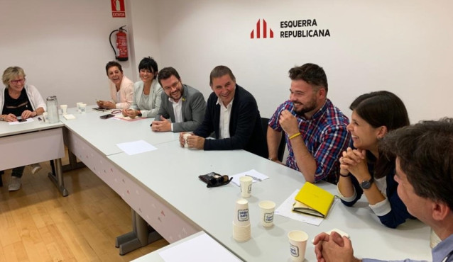Delegaciones de EH Bildu y ERC reunidas en Barcelona