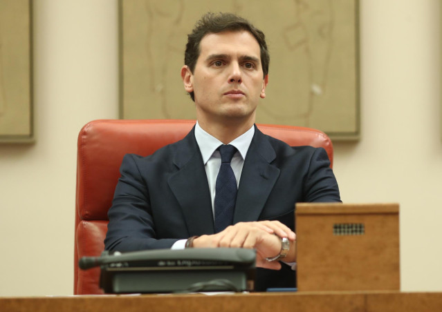 El presidente de Ciudadanos, Albert Rivera, durante una reunión de su grupo parlamentario en el Congreso de los Diputados.