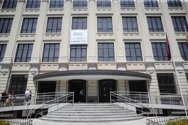 Fachada de la Empresa Municipal de la Vivienda y Suelo de Madrid (EMVS).