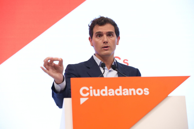 El presidente de Ciudadanos, Albert Rivera, ofrece una rueda de prensa en la sede del partido tras la reunión de la Ejecutiva Permanente.