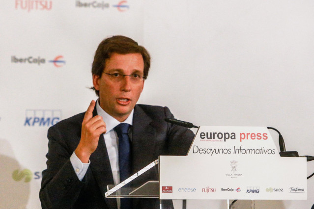 El alcalde de Madrid, José Luis Martínez-Almeida, durante su intervención en un desayuno de Europa Press.