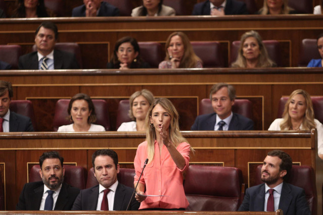 La portavoz del PP en el Congreso, Cayetana Álvarez de Toledo, comparece en sesión de control al Gobierno en funciones un día después de conocerse la casi plena seguridad de unas elecciones el 10 de noviembre, en Madrid (España), a 18 de septiembre de 201