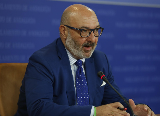 Alejandro hernández, este miércoles en rueda de prensa