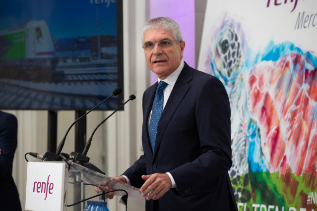 El presidente de Renfe , Isaías Táboas, en la presentación del Tren de Noé en la Estació de França en Barcelona (España)