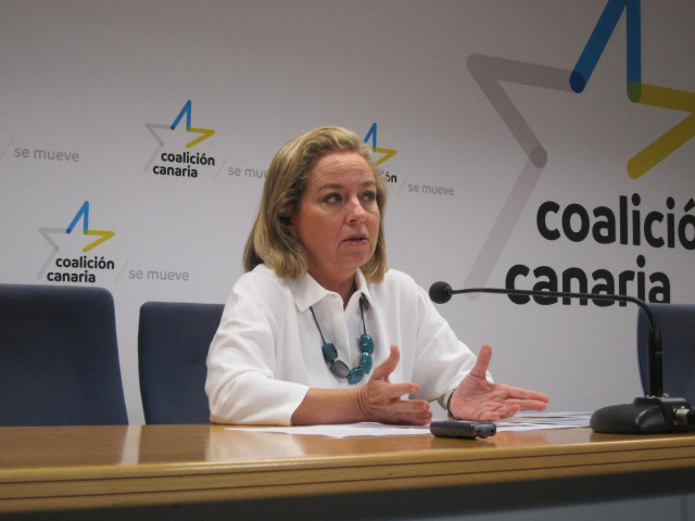 La diputada de CC, Ana Oramas, en rueda de prensa