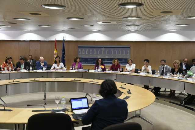 La ministra de Hacienda, María Jesús Montero, y la ministra de Política Territorial y Función Pública, Meritxell Batet, presiden el Consejo de Política Fiscal y Financiera (CPFF) en Madrid