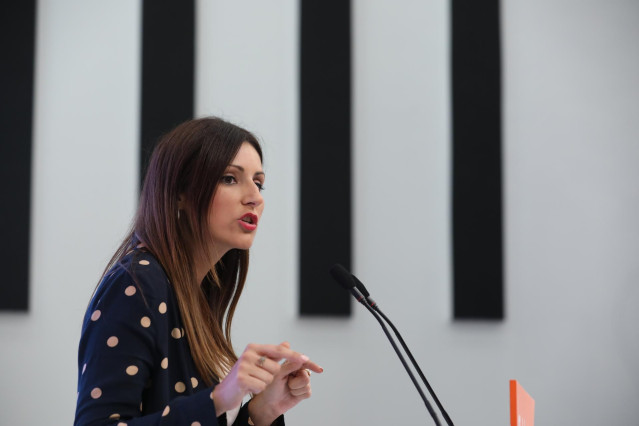 La portavoz nacional de Ciudadanos, Lorena Roldán, ofrece una rueda de prensa en la sede del partido tras la reunión de la Ejecutiva Permanente.