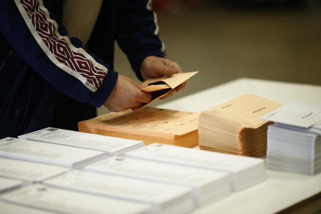 Votante en elecciones