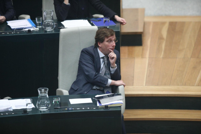 El portavoz del PP en el Ayuntamiento de Madrid, José Luis Martínez-Almeida, durante un pleno