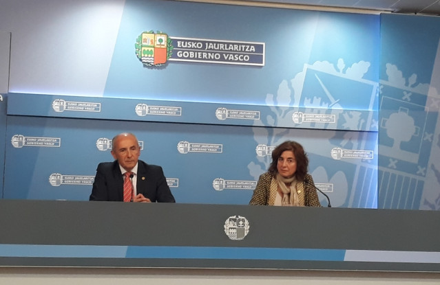 El Gobierno Vasco presenta un borrador de ley de memoria histórica para reparar a las víctimas del franquismo.