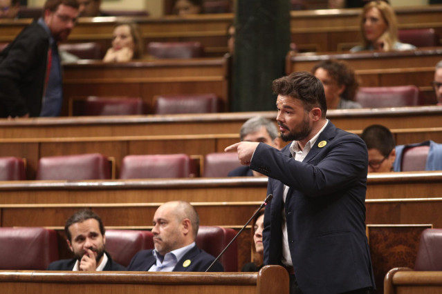 El portavoz de ERC en el Congreso, Gabriel Rufián, comparece en sesión de control al Gobierno en funciones un día después de conocerse la casi plena seguridad de unas elecciones el 10 de noviembre, en Madrid (España), a 18 de septiembre de 2019.
