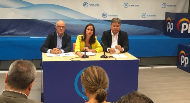 Rueda de prensa de Belén Hoyo, Luis Santamaría y Fernando de Rosa