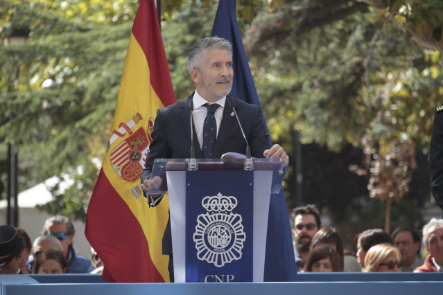 El ministro del Interior en funciones, Fernando Grande- Marlaska durante su intervención en  los actos celebrados por el Día de la Policía, en Logroño (España), a 25 de septiembre de 2019.