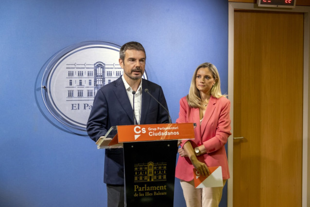 Los parlamentarios de Cs, Marc Pérez-Ribas y Patricia Guasp.