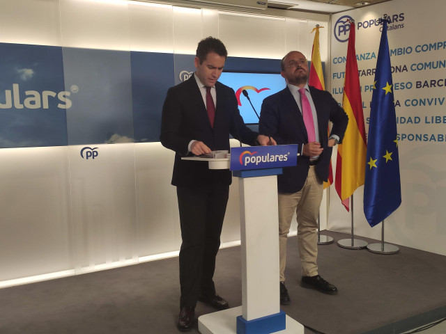 El secretari general del PP, Teodoro García Egea, i el president del PP català, Alejandro Fernández