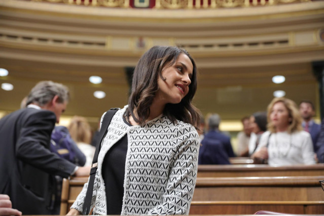 La portavoz parlamentaria de Ciudadanos, Inés Arrimadas, llega a la segunda reunión del período de sesiones de la XIII legislatura del Congreso de los Diputados, en Madrid (España), a 17 de septiembre de 2019.