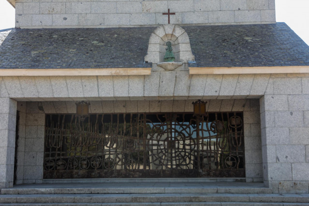 Entrada al panteón de Mingorrubio, en El Pardo (Madrid), donde con bastante probabilidad será inhumado el cuerpo del dictador Francisco Franco, después de que el Tribunal Supremo avalara su exhumación del Valle de los Caídos en la localidad madrileña de S