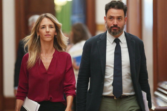 La portavoz parlamentaria del PP, Cayetana Álvarez de Toledo, y el diputado Guillermo Mariscal  salen de la Junta de Portavoces del Congreso de los Diputados en Madrid (España), a 10 de septiembre de 2019.