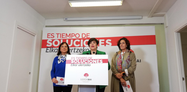 De izquierda a derecha: Esther Cremaes, María Solana e Iztiar Gómez
