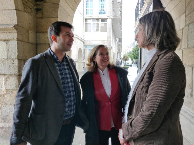 La ministra Nadia Calviño y el secretario xeral del PSdeG, Gonzalo Caballero