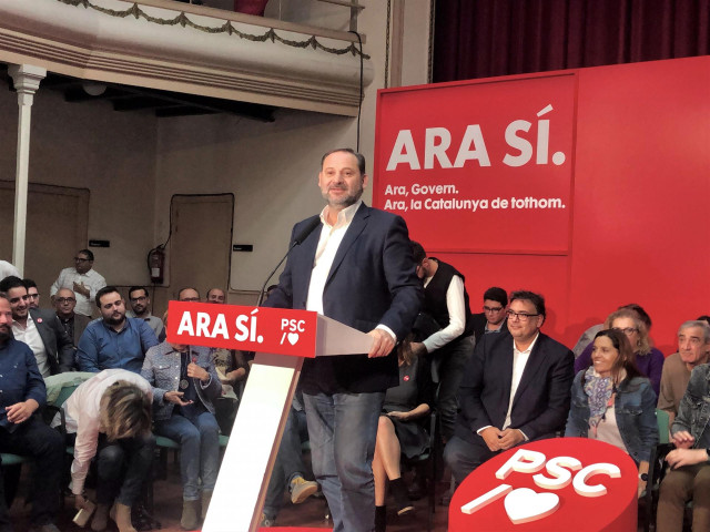 El ministro José Luis Ábalos (PSOE) en un mitin del PSC en Sant Joan Despí (Barcelona) en campaña de las elecciones generales del 10 de noviembre de 2019