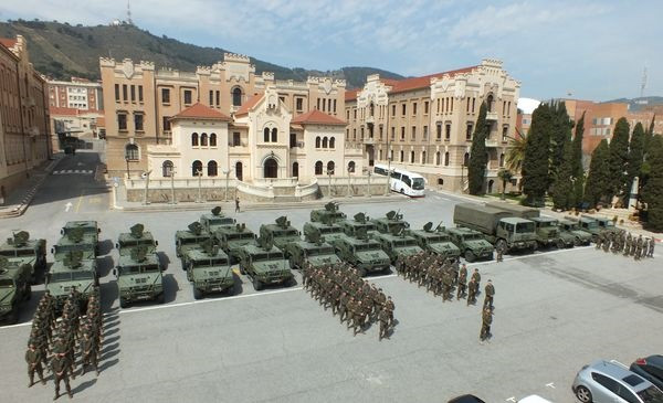 Detalle del Regimiento de Infantería Arapiles 62, del Ejército de Tierra, lista para ser revistada