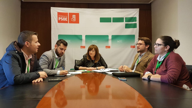Reunión del Grupo Socialista con jóvenes