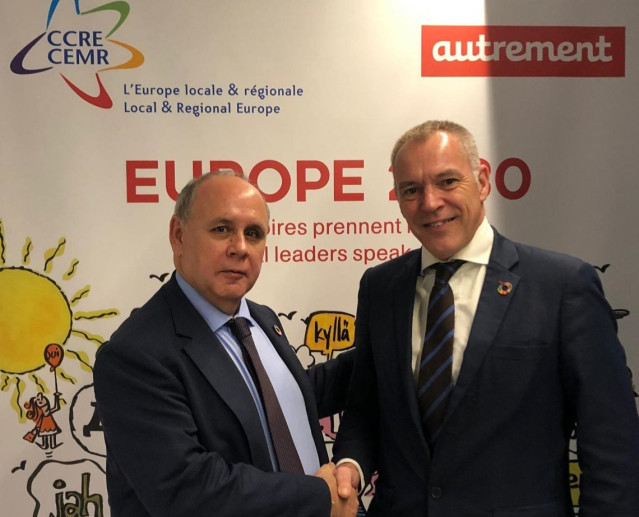 El secretario general de la FEMP, Carlos Daniel Casares, participa en la reunión del Secretariado del Consejo de Municipios y Regiones de Europa (CMRE),