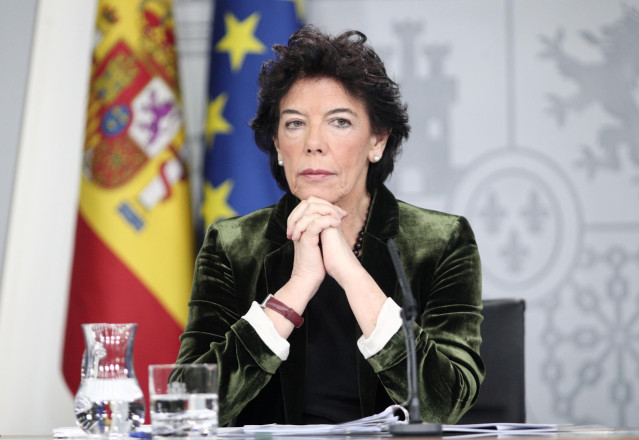 La ministra Portavoz, Isabel Celaá, comparece en rueda de prensa tras la celebración del último Consejo de Ministros en Moncloa previo a las elecciones del 10N, Madrid (España), a 8 de noviembre de 2019.