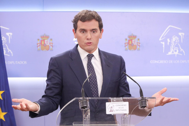 El presidente de Ciudadanos, Albert Rivera, en una rueda de prensa en el Congreso.