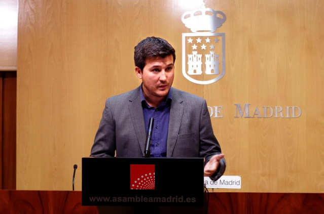 El portavoz del Grupo Parlamentario de Más Madrid en la Asamblea de Madrid, Pablo Gómez Perpinyà.