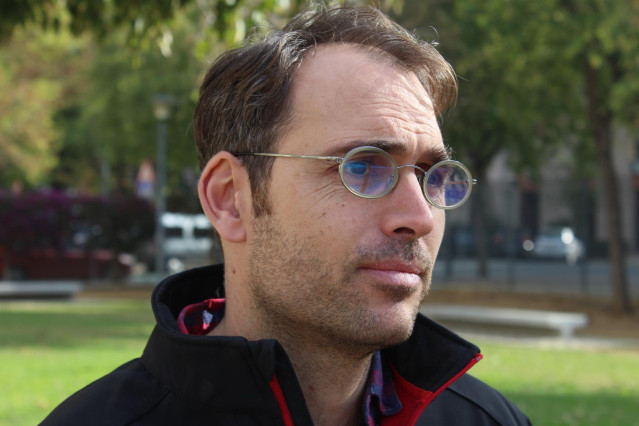 El coordinador general de IU Andalucía y  portavoz de la confluencia, Toni Valero