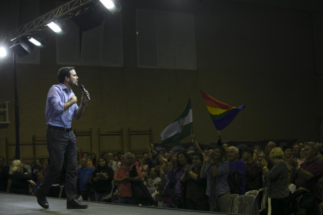 El coordinador general de IU, Alberto Garzón