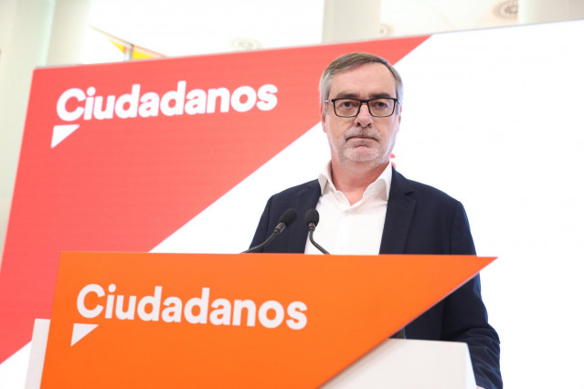 El secretario general de Ciudadanos, José Manuel Villegas, durante la rueda de prensa ofrecida tras la reunión del Comité Permanente de Ciudadanos