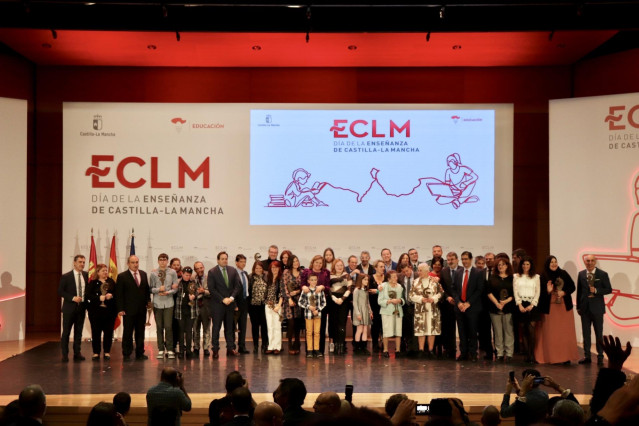 Pp Clm (Nota De Prensa Y Fotografía) Paco Núñez Defiende La Educación Concertada Frente A Los Ataques Del Psoe Y Lamenta La Hipocresía De García Page