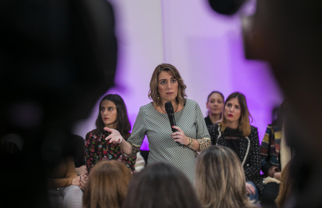 La secretaria general del PSOE-A, Susana Díazparticipa en el acto por el Día Internacional contra la Violencia de Género