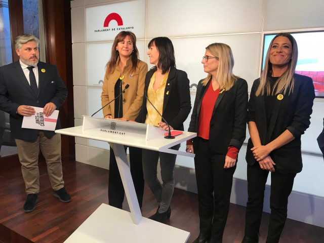 Albert Batet, Laura Borràs, Aurora Madaula, Elsa Artadi y Miriam Nogueras (JxCat).