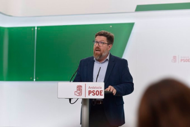 El portavoz adjunto del Grupo Parlamentario Socialista, Rodrigo Sánchez Haro, este martes en rueda de prensa